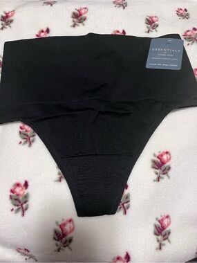 Essentials Black Seamless Nylon Thong